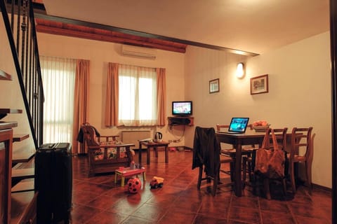 Casanova - Family Apartments Residence Condo in San Quirico d'Orcia