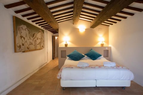 Alquiler de casa rural completa: Masía del siglo XV en la Costa Brava Villa in Baix Empordà