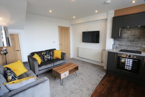 Hotl Aparts at The Deal House Apartment in Huddersfield