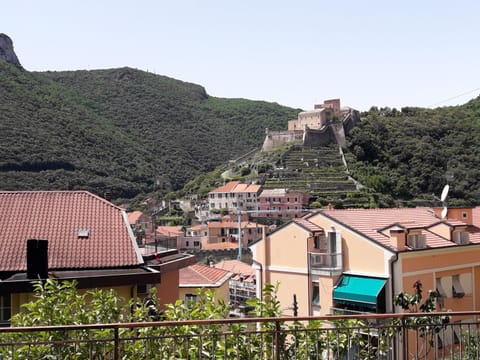 Neighbourhood, Natural landscape, City view, Mountain view