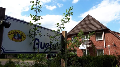 Pension Auetal Bed and Breakfast in Bispingen