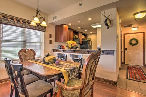 2 Mi to Attractions Pigeon Forge Condo Apartment in Pigeon Forge