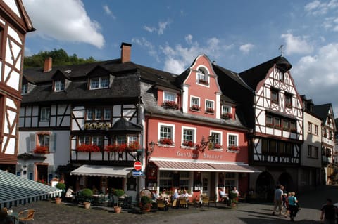 Gast-und Weinhaus Burkard Hotel in Graach an der Mosel