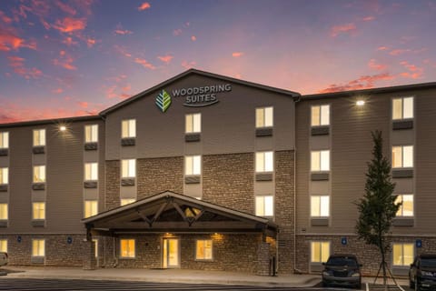 WoodSpring Suites Atlanta McDonough Hotel in McDonough