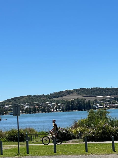 By the Lake - Lake Macquarie Condo in Lake Macquarie