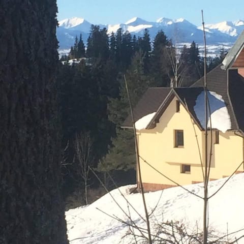 Property building, Neighbourhood, Winter