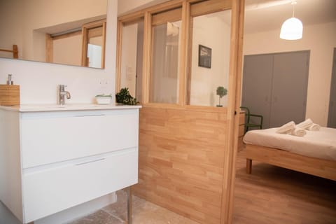 Le PETIT AVIGNONNAIS - SUAVECORAZON - INTRAMUROS - CENTER Apartment in Avignon