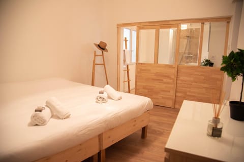 Le PETIT AVIGNONNAIS - SUAVECORAZON - INTRAMUROS - CENTER Apartment in Avignon