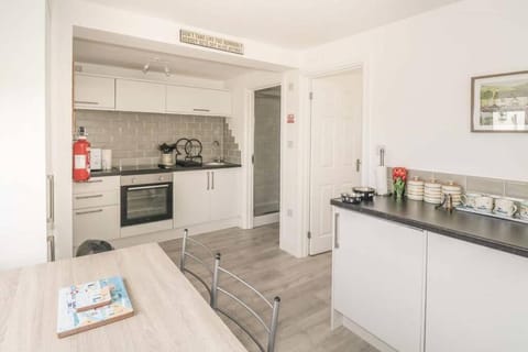 Hegarty's cottage at Trevarrian Lodge House in England