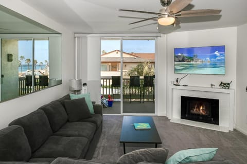 A300 - Pier View Paradise House in Oceanside