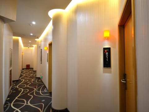 7Days Premium Qingdao Technology Street Branch Hotel in Qingdao