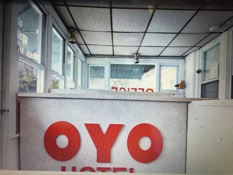 Monmouth OYO Hôtel in Neptune Township