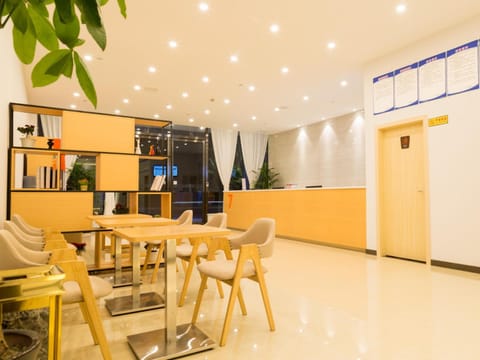 7Days Premium Deyang Zhongjiang Chengbei Passenger Station Branch Hotel in Chengdu