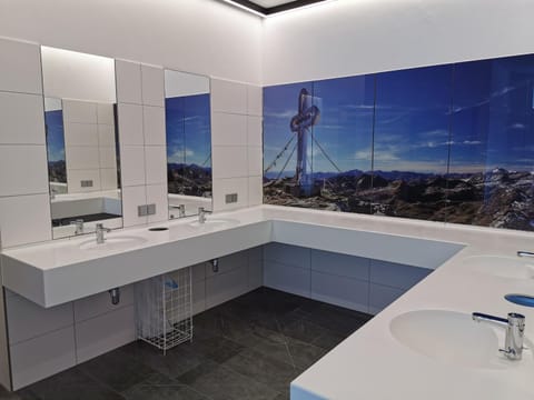 Bathroom, Area and facilities