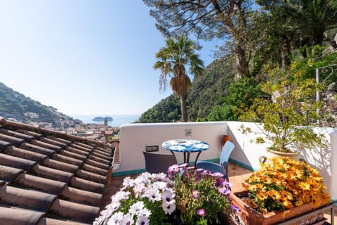 Patio, Day, View (from property/room), Balcony/Terrace, Sea view