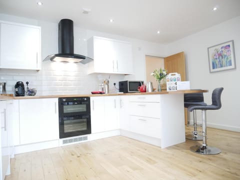 The Birketts Inn, 4 - Bed, Sleeps 8, Pets Welcome House in England