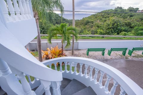 Casa Loba Suite 2 at 413 with private pool Apartment in Rincón