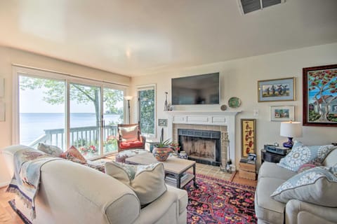 Luxe Chesapeake Bay Getaway Less Than 20 Mi to Annapolis! Casa in Anne Arundel County