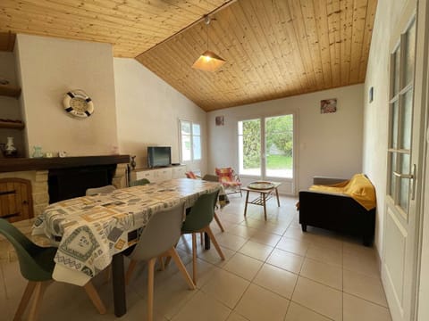 Maison indépendante avec terrasse, proche plage et terrain de 1100 m², Noirmoutier-en-l'Île - FR-1-224B-108 House in Noirmoutier-en-l'Île