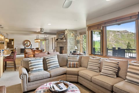 Shadowbrook 202-203 House in Snowmass Village