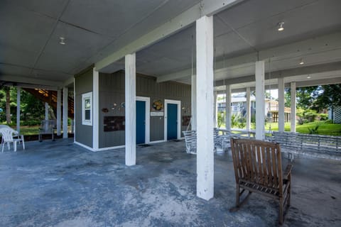 Gone Coastal House in Edisto Beach