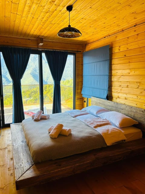 Bed, Natural landscape, Photo of the whole room, Bedroom, towels