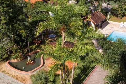 Garden view, Lake view, Pool view