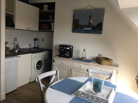 TOUT A PIED ! T2 25m2 - Parking privé - Wifi Apartment in Finistere