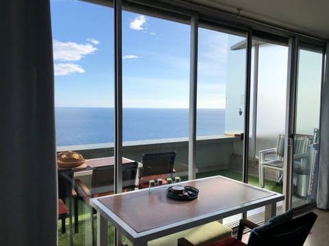 Viangella - Dramatic sea view! Top floor 2km to Monaco Condominio in Cap-d'Ail