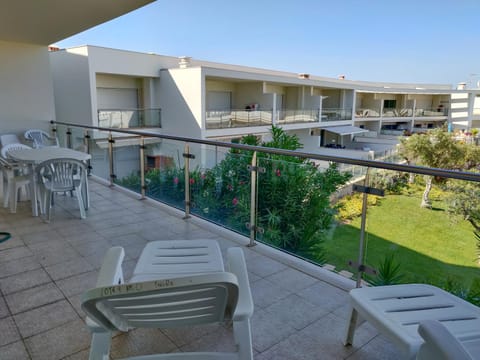 Garden, Balcony/Terrace