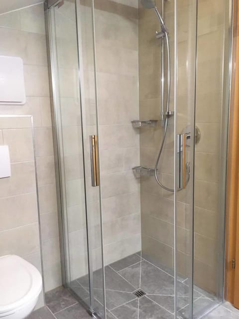 Ski in out! Gemütliche Dachgeschosswohnung Apartment in Salzburgerland