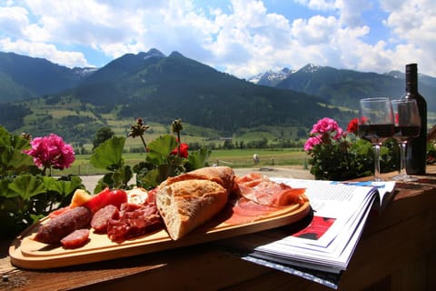 Tauernhütte Chalet in Piesendorf