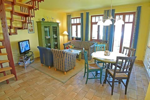 Ferienhaussiedlung Strandperlen Sanddornhof 2a (Typ VIII) House in Wustrow