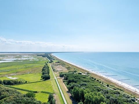 Haus WINDFLÜCHTER Whg. LF 6.1 Apartment in Wustrow