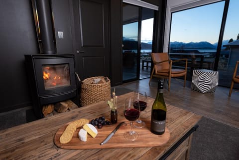 Living room, Lake view