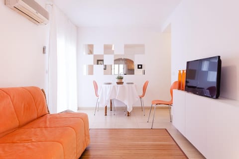 Patio Budget Apartment 12 Condominio in Sant Antoni de Calonge