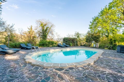 tuscanskye - villa sofia with private swimming pool and garden Apartment in Barga