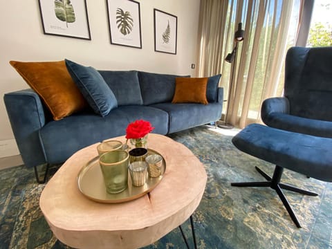 Welcome in - Vakantiehuis met ruime zonnige tuin I Lepelblad 44, Nieuwvliet-Bad Apartment in Zeeland, Netherlands