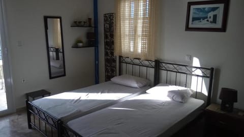 John Galouzis Studios Hostel in Kalymnos