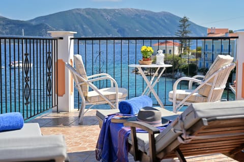 Balcony/Terrace, Seating area, Sea view