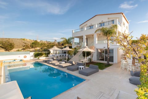 Property building, Patio, Day, View (from property/room), Balcony/Terrace