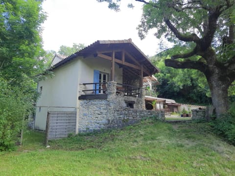 Gite Les genêts, baronnies provençales House in Provence-Alpes-Côte d'Azur