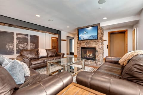Massive 10 Bed 10 Bath Luxury Mountain Home in Old Town Haus in Park City