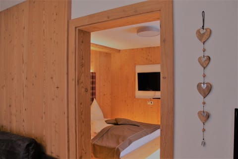 TV and multimedia, Photo of the whole room