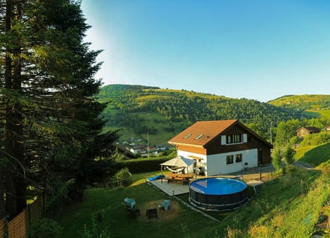 Property building, Natural landscape, Pool view, Swimming pool