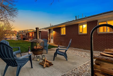 Centrally Located Townhome Near PVH - Dog Friendly House in Fort Collins