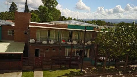 Complejo Turístico Las Catalpas Natur-Lodge in Mina Clavero