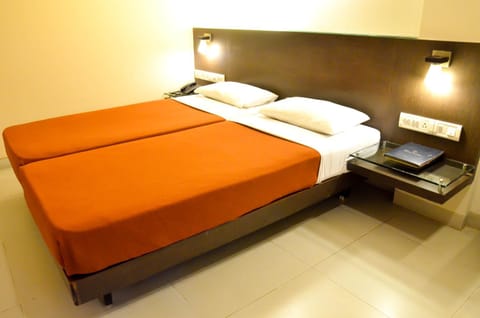 Rama Krishna Hotel Bed and Breakfast in Mumbai