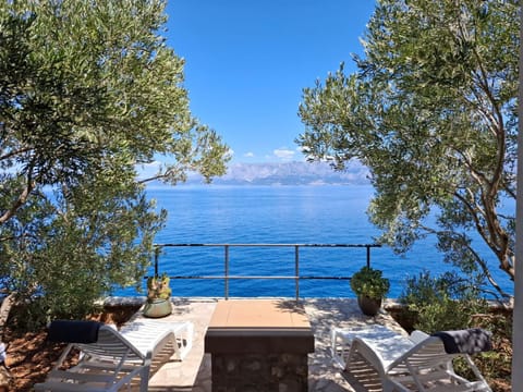Sea view, sunbed