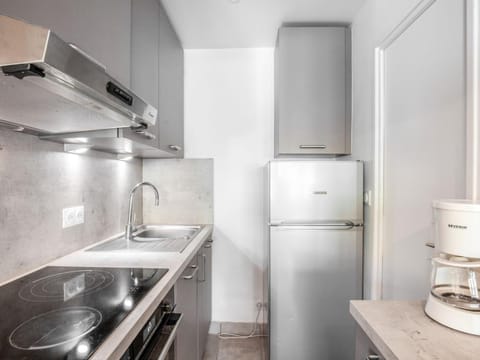 Apartment Le Curling B - Val Claret-40 by Interhome Apartment in Tignes